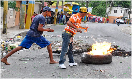 HuelgaSal00-HMTV-Noticias