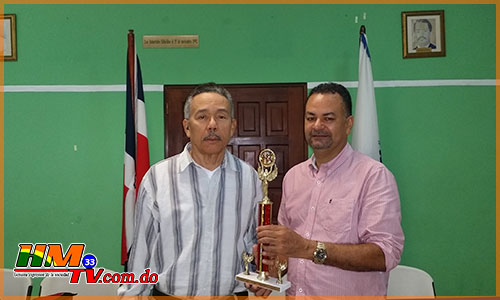 Conquistadores-de-torneo-de-ajedrez