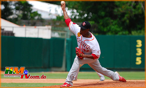 Gigantes-del-Cibao-juegan-ante-Licey