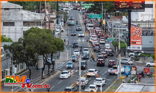 A 10 meses de "RD se Mueve", conductores dicen no sienten grandes cambios con tapones